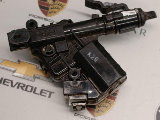 замок лючка топливного бака Infiniti QX50 P71A 2021, 2.0 л., бензин