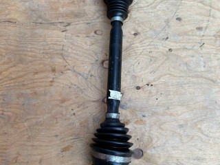 полуось передняя правая (приводной вал, ШРУС) Alfa Romeo Stelvio 1 поколение 2018, 2.0 л., АКПП, серый, внедорожник 5 дв., полный привод