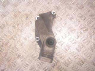 кронштейн двигателя Volkswagen Passat B5 1998, 8D0199307P