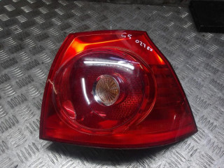 фонарь задний правый Volkswagen Golf 4 поколение 2005, 1.4 л., бензин, МКПП, хетчбэк 5 дв., 1K6945096E
