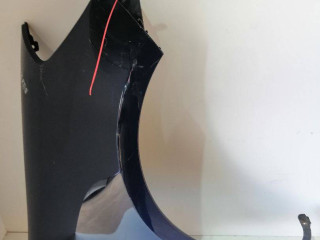 крыло переднее правое Renault Clio 3 поколение 2006, 1.4 л., K4J 700, бензин, 5МКПП, хетчбэк 5 дв.