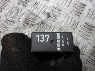 реле накала свечей Volkswagen Transporter T4 1996, 701906123