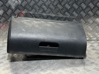 бардачок Skoda Octavia 1 поколение [рестайлинг] 2004, 1.9 л., ALH, дизель, 5МКПП, универсал