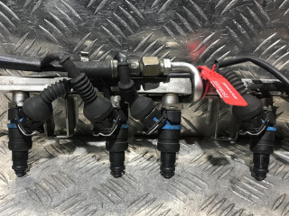 форсунка Volkswagen Passat B5 1999, 1.6 л., бензин, МКПП, 06B133551L