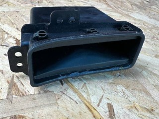 вещевой ящик центральной консоли Lexus RX 4 поколение [рестайлинг] 2020, 3.5 л., гибрид, вариатор, красный, полный привод, правый руль, 58821-48220