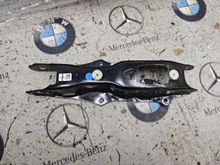 рычаг задний нижний BMW 2023, 3.0 л., бензин, 6878031