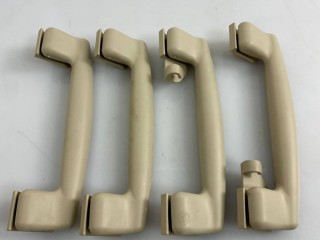 ручка внутренняя потолочная Maserati Levante 1 поколение 2017, 3.0 л., A630HP, дизель, АКПП, blue, внедорожник 5 дв., полный привод, правый руль, 670024686