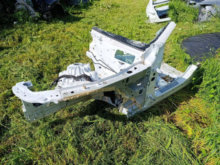 четверть передняя левая Mercedes-Benz E-Класс W214 2025