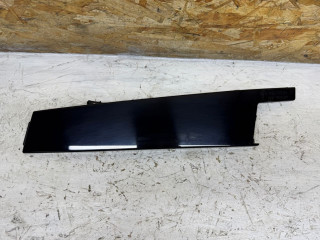 молдинг двери передней правой Mercedes-Benz GLA-Класс X156 2016, A1567220428