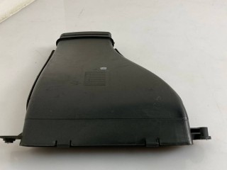 воздухозаборник Maserati Levante 1 поколение 2017, 3.0 л., A630HP, дизель, АКПП, blue, внедорожник 5 дв., полный привод, правый руль, 670033069