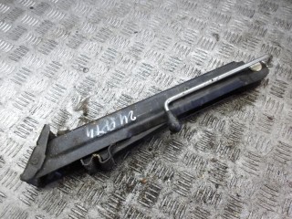 домкрат Volkswagen Transporter T4 1992, 2.4 л., дизель, МКПП, микроавтобус, 701011031N