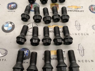 болт колесный BMW 4 серия G22/G23 2022, 3.0 л., бензин, c4f, кабриолет, полный привод