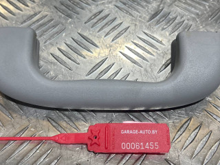 ручка внутренняя потолочная Chevrolet Equinox 3 поколение 2019, 1.5 л., бензин, АКПП, внедорожник 5 дв.