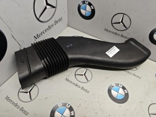 воздухозаборник BMW XM G09 2023, 4.4 л., бензин, c5y, полный привод, 8091868, 8689752