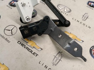 датчик дорожного просвета задний BMW 4 серия G22/G23 2022, 3.0 л., бензин, c4f, кабриолет, полный привод, 6895466