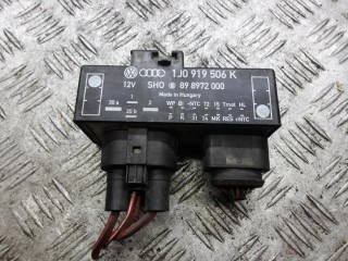 блок управления вентилятором (реле) Volkswagen Golf 3 поколение 2000, 1.9 л., дизель, МКПП, хетчбэк 5 дв., 1J0919506K