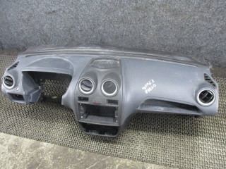 панель передняя салона (торпедо) Ford Fiesta 5 поколение [рестайлинг] 2007, 1.3 л., бензин, МКПП, хетчбэк 5 дв.