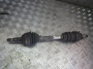 полуось передняя левая (приводной вал, ШРУС) Opel Zafira 2 поколение (B) [рестайлинг] 2009, 1.6 л., бензин, МКПП, минивэн, 13136379