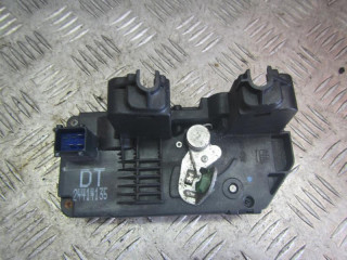 замок двери задней правой Opel Zafira 1 поколение (A) 2002, 2.2 л., бензин, АКПП, минивэн, 24414135