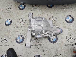 редуктор заднего моста BMW 2023, 3.0 л., бензин, c4p, полный привод, 8849915