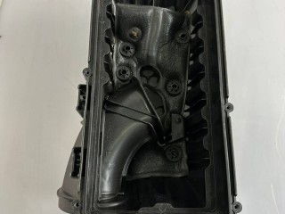 корпус воздушного фильтра Land Rover Range Rover Sport 2 поколение [рестайлинг] 2020, 3.0 л., 306DT, дизель, АКПП, rhodium silver (1ac), внедорожник 5 дв., полный привод, правый руль, LR095546, FPLA9601AC, FPLA9601AD