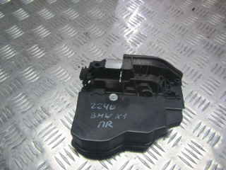 замок двери передней правой BMW X1 E84 2010, 2.0 л., дизель, АКПП, внедорожник 5 дв., 7229458