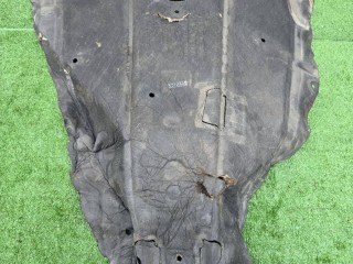 тепловой экран моторного отсека BMW 6 GT G32 2020, 2.0 л., бензин, АКПП, белый, задний привод, 7330727