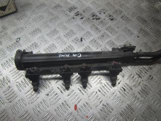 форсунка Volkswagen Golf 3 поколение 2000, 1.6 л., бензин, 037906031AA