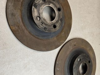 диск тормозной задний Fiat 124 Spider 1 поколение 2020, 1.4 л., АКПП, красный, кабриолет, задний привод, 6000612254