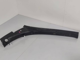 Облицовка проема багажника прав. Tesla Model X 1 поколение 2018, L1S, АКПП, хетчбэк 5 дв., полный привод, 1047321-00-E