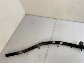 распорка стоек Maserati Levante 1 поколение 2017, 3.0 л., A630HP, дизель, АКПП, blue, внедорожник 5 дв., полный привод, правый руль, 670106491