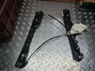 стеклоподъемник электрический передний правый BMW X1 E84 2010, 2.0 л., дизель, АКПП, внедорожник 5 дв., 2990294