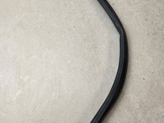 Уплотнитель моторного отсека Mercedes-Benz C AMG W204 2009, 6.3 л., бензин, АКПП, серый, седан, задний привод, A2046281598