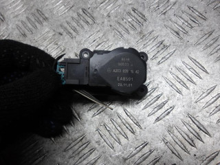 моторчик заслонки печки Mercedes-Benz E-Класс W211/S211 2004, A2038201642