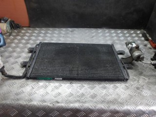 радиатор кондиционера Volkswagen Golf 3 поколение 1998, 1.4 л., бензин, МКПП, хетчбэк 5 дв., 1J0820411D