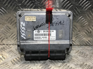 блок управления двигателем Volkswagen Passat B5 2001, 2.0 л., бензин, АКПП, седан, 06B906033AA, 5WP40109