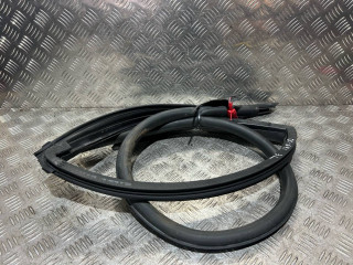 уплотнитель двери Audi A7 4G 2014, 3.0 л., CDUC, дизель, АКПП, лифтбэк