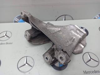 кронштейн двигателя BMW X6 F16 2016, 3.0 л., бензин, правый руль, 6853208