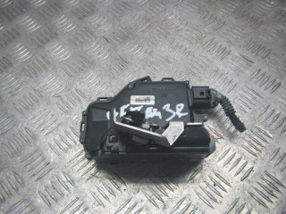 замок двери задней правой Audi A4 B6 2004, 2.5 л., дизель, МКПП, универсал, 8E0839016