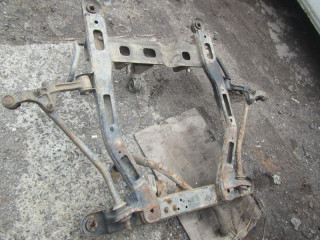 балка подвески передняя (подрамник) Kia Carnival UP/GQ 1999