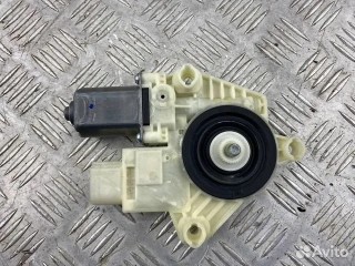 моторчик стеклоподъемника передний правый BMW 5 серия G30/G31 (2016 - 2020), 51337455081-61355A5C893
