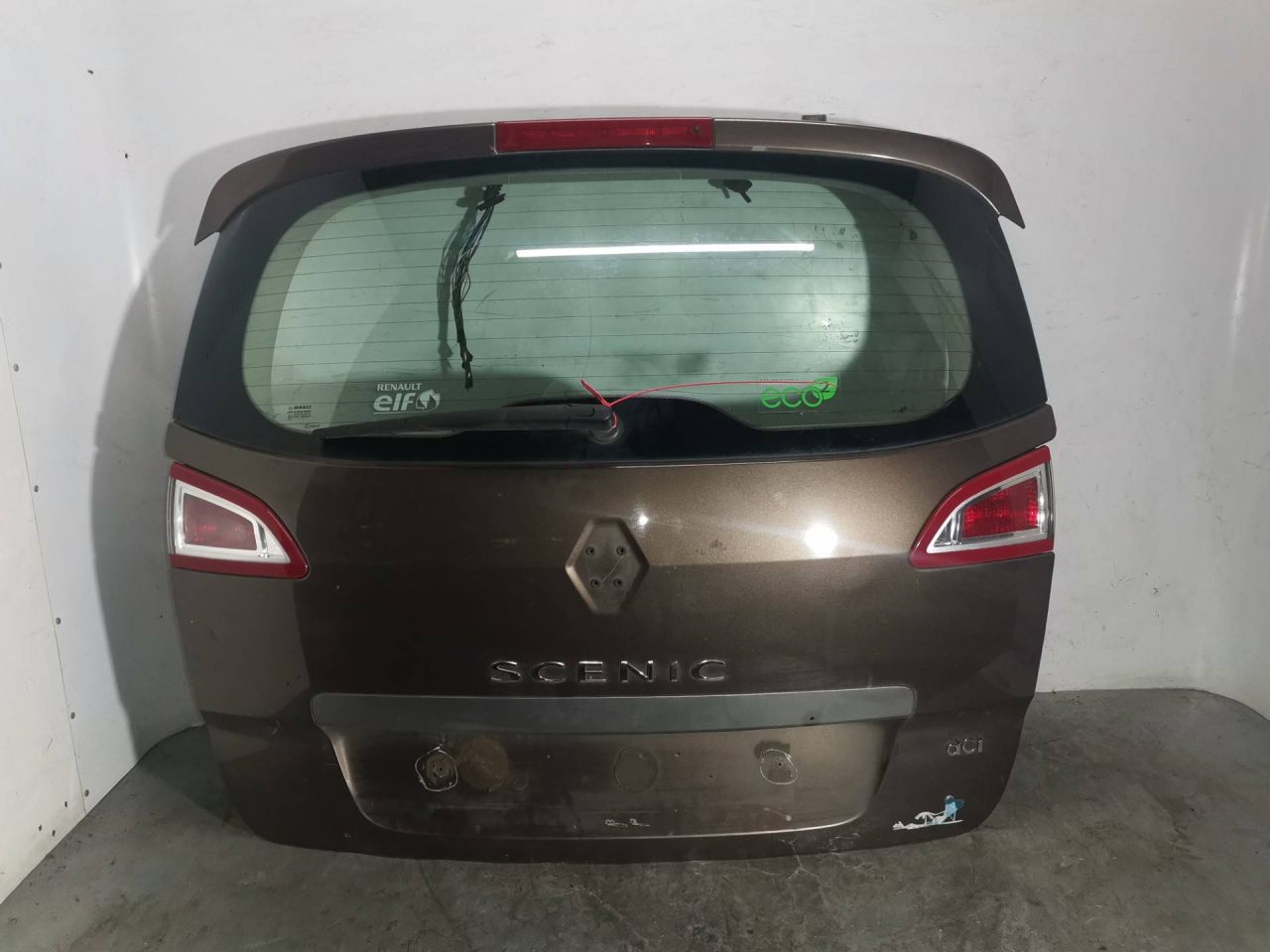 крышка багажника (дверь 3-5) Renault Scenic 3 поколение 2011, 1.5 л., дизель, минивэн - фото №1