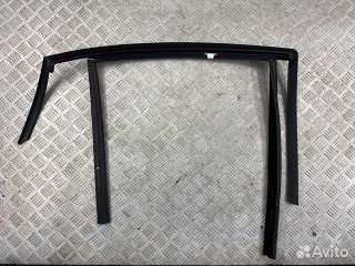 Уплотнитель стекла BMW X6 G06 (2019 - 2026), 51357437807