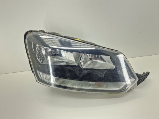 фара правая Skoda Yeti 1 поколение 2014, 5L2941016D