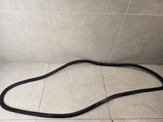 уплотнитель двери BMW 6 GT G32 2020, 2.0 л., бензин, АКПП, белый, задний привод, 7392333