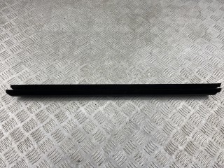Уплотнитель стекла BMW 5 серия G30/G31 (2016 - 2020), 51337336959