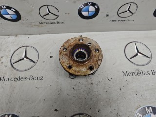 ступица передняя BMW 2 серия Active Tourer F45 2015, 1.5 л., B38 A15 A, бензин, 6850415