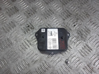 блок розжига ксенона Volkswagen Passat B7 2014, 2.0 л., дизель, АКПП, универсал, 3D0941329B