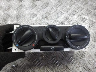 блок управления печки / климат-контроля Volkswagen Golf 3 поколение 2000, 1.4 л., бензин, МКПП, универсал, 1J0819045F