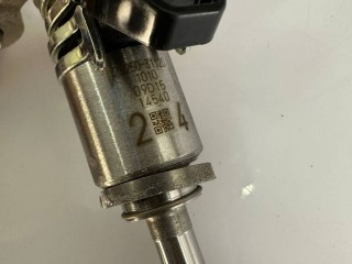 форсунка Lexus RX 4 поколение [рестайлинг] 2021, 3.5 л., гибрид, АКПП, 8x1 - layat heat blue, внедорожник 5 дв., полный привод, правый руль, 23250-31120